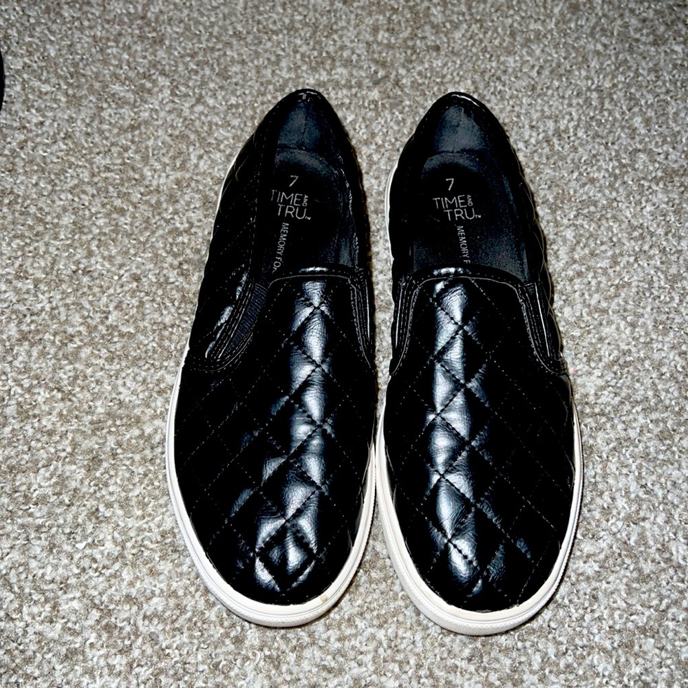 Black shoes